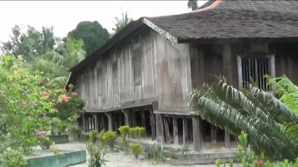 Orangutan Shaka Houseboat With Cabin Pangkalan Bun Luaran gambar